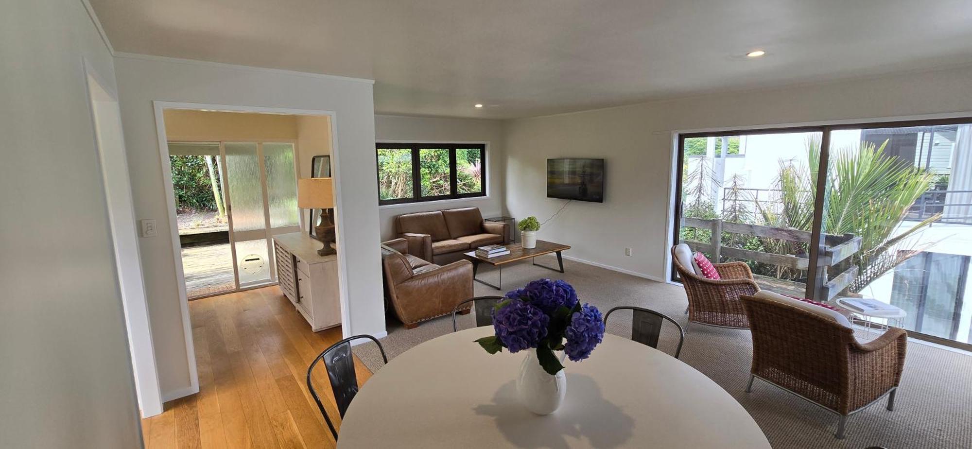 2 Bedroom Home, City And Sea Views Auckland Eksteriør billede